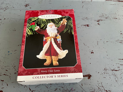 Hallmark Merry Olde 1998 Santa Collector’s Series Keepsake Ornament.QX6386