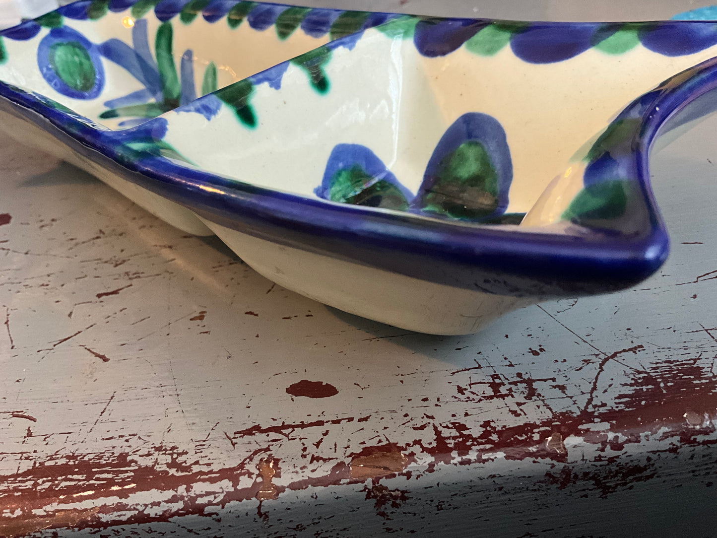 Fastástico divided serving/trinket dish Antonio Ortiz Ruiz Hand Painted in Spain blue & green floral glazed pottery