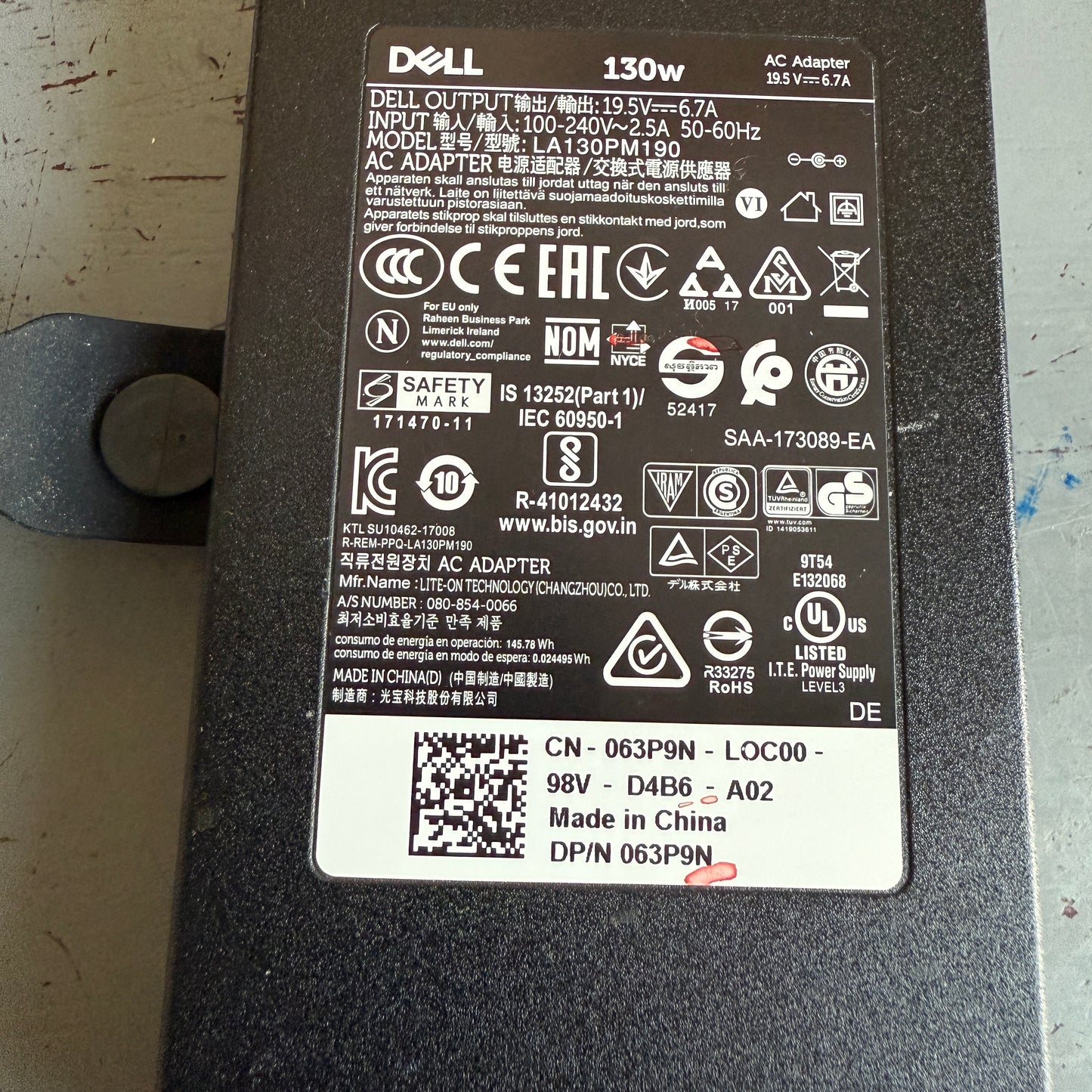 Dell 63P9N AC adapter charger see pictures and description for details*