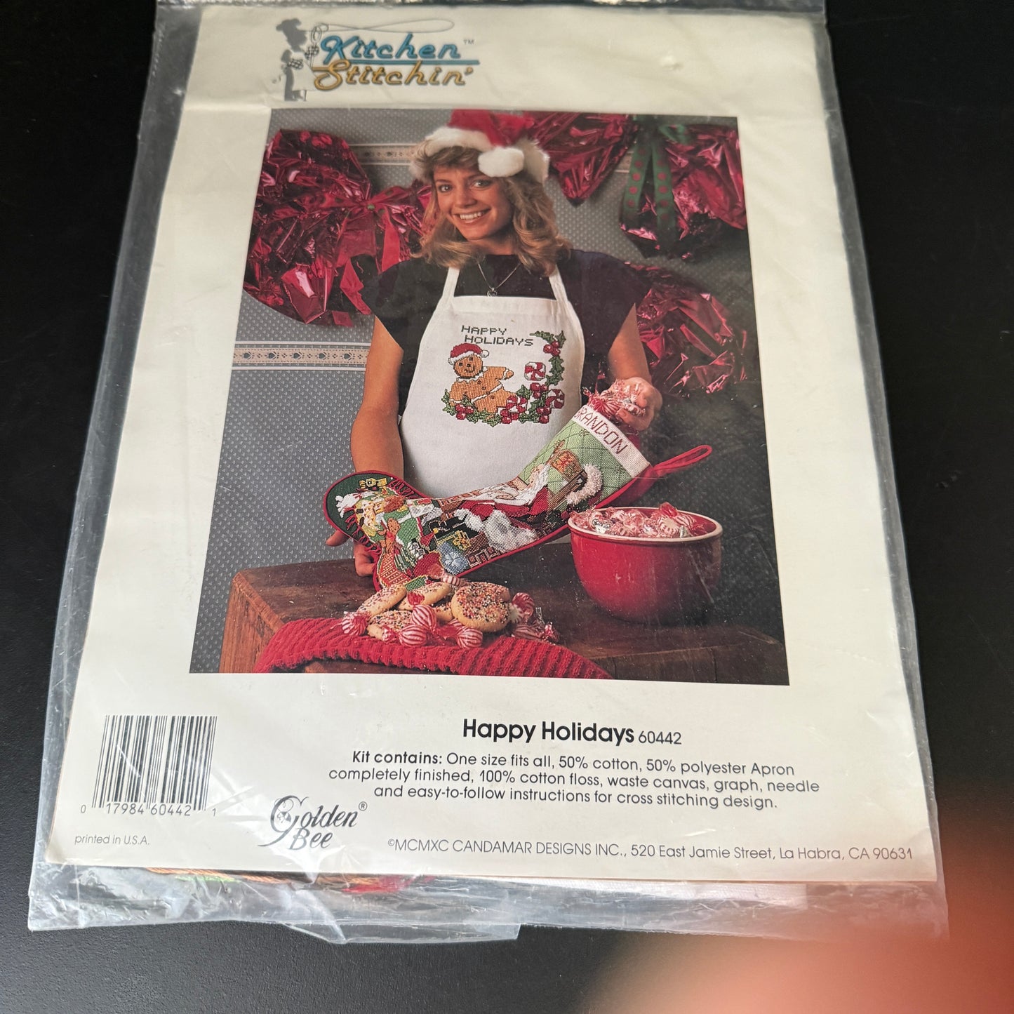 Golden bee kitchen stitchin' Happy holidays Apron 60442 cross stitch kit