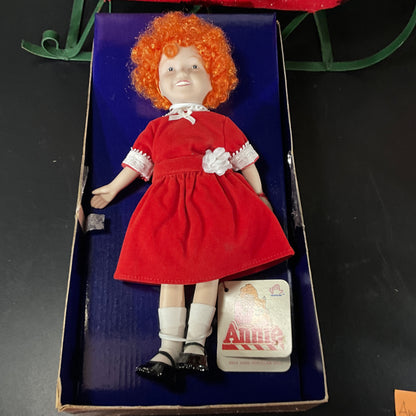 Applause Annie porcelain doll vintage toy collectible