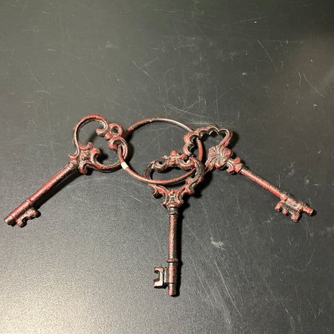 Keys To The Kingdom set of 3 cast metal skeleton keys on a keyring vintage decorative collectible