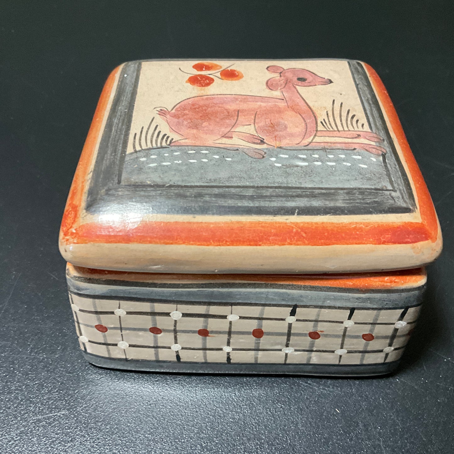 Tanela Baby Giraffe hand painted Mexican trinket box