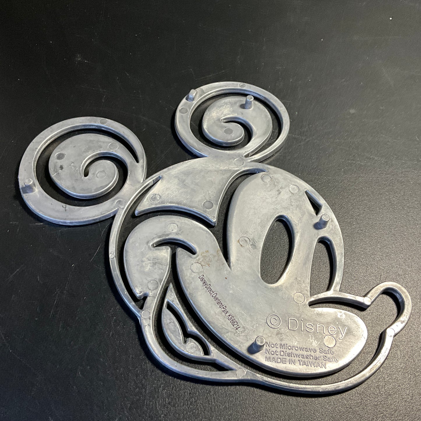 Walt Disney's Mickey Mouse cast aluminum trivet vintage kitchen collectible