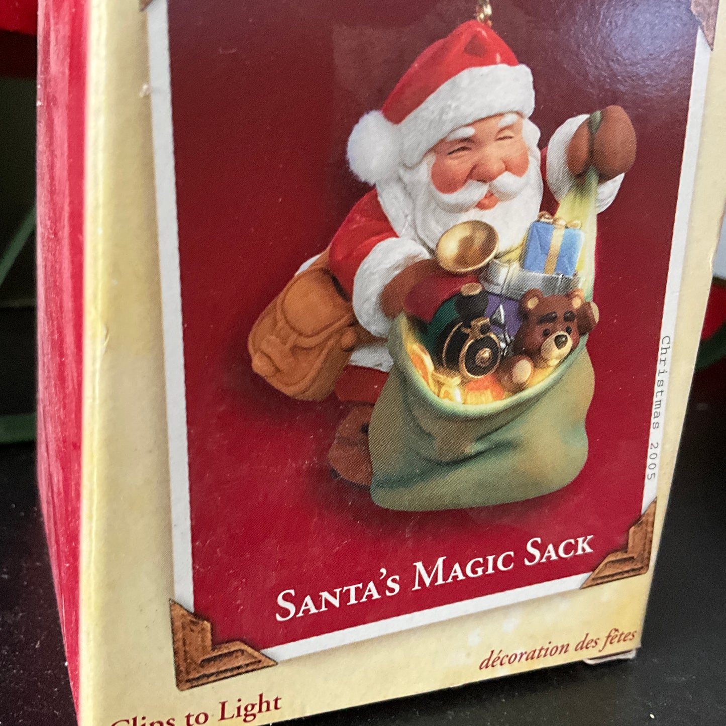 Hallmark Santas Magic Sack Dated 2005 Keepsake ornament QXG4465