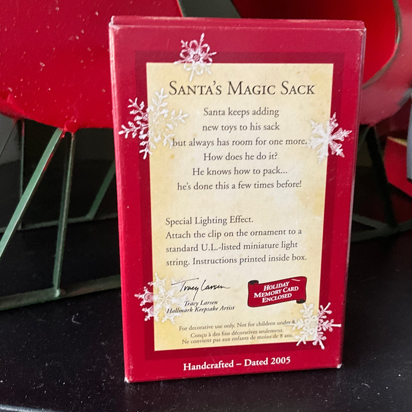 Hallmark Santas Magic Sack Dated 2005 Keepsake ornament QXG4465