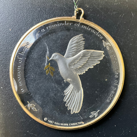 Hallmark Promise of Peace dated 1997 Acrylic w/ brass frame Keepsake Ornament QX3749*