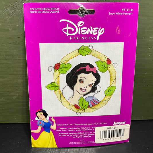 Janlyn Disney Princess Snow White portrait needlecraft kit