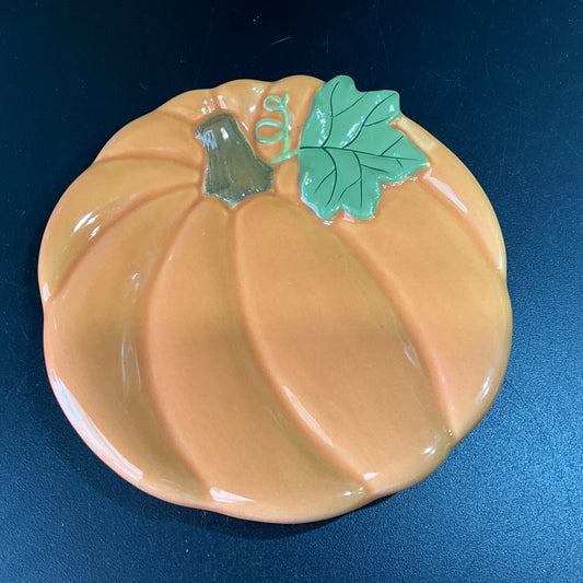 Hallmark pumpkin mini plate/candy dish/jewelry holder Autumn porcelain keepsake decor