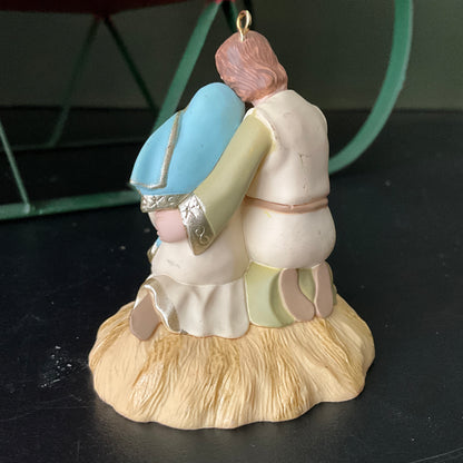 Hallmark Sent From Above 2011 Nativity Keepsake Ornament QXG4207