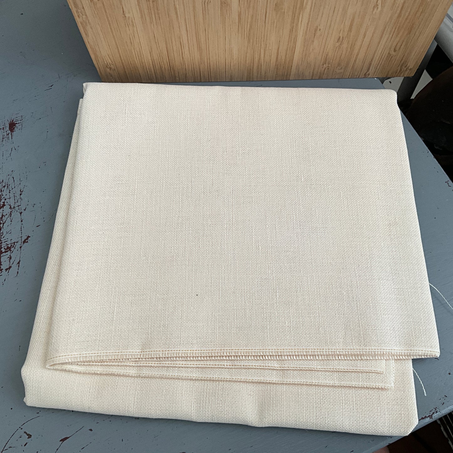 Leisure arts Bantry cream 36x56 inches needlecraft fabric