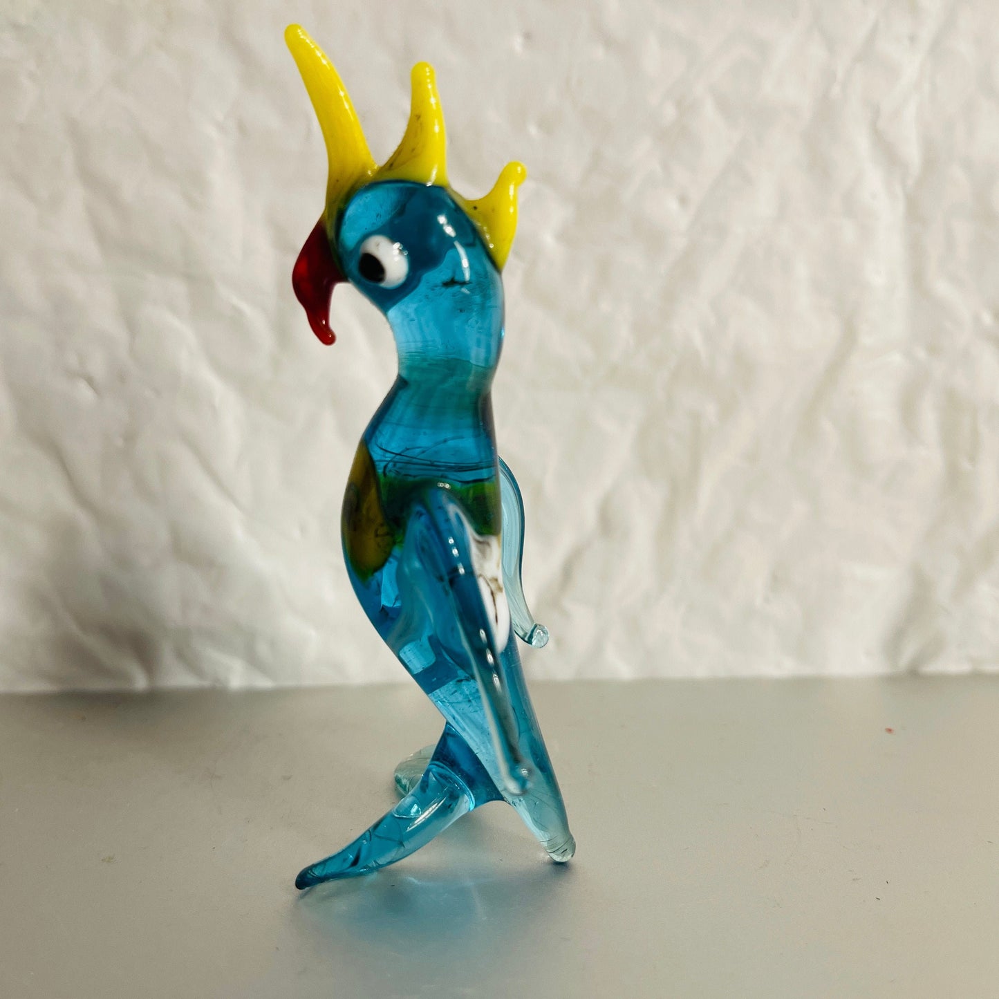 Beautiful Clear Blue Miniature Art Glass Parrot, Vintage Decorative Figurine