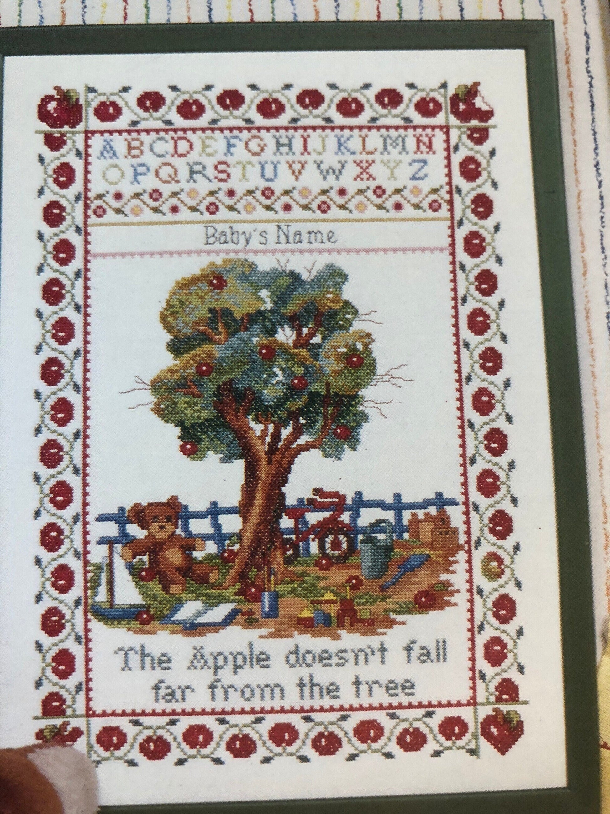 Ginger & Spice, Apple - Beary Baby Sampler, 9001, Vintage 1989, Counted Cross Stitch Patterns