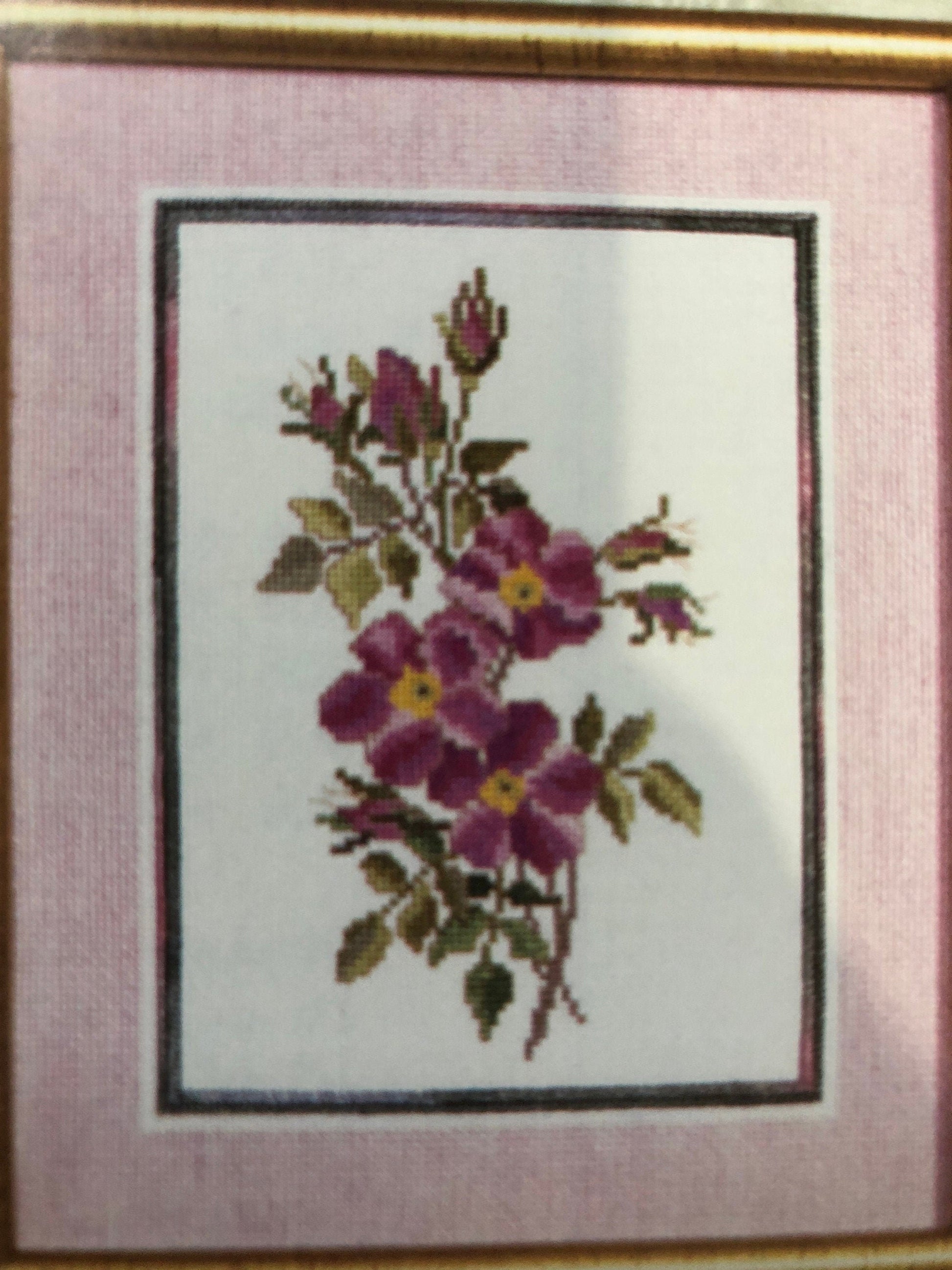 Ginger & Spice, Les Fleurs, Charted Designs by, Ginger Gouger Miller, Vintage 1991, Counted Cross Stitch Pattern 9201*