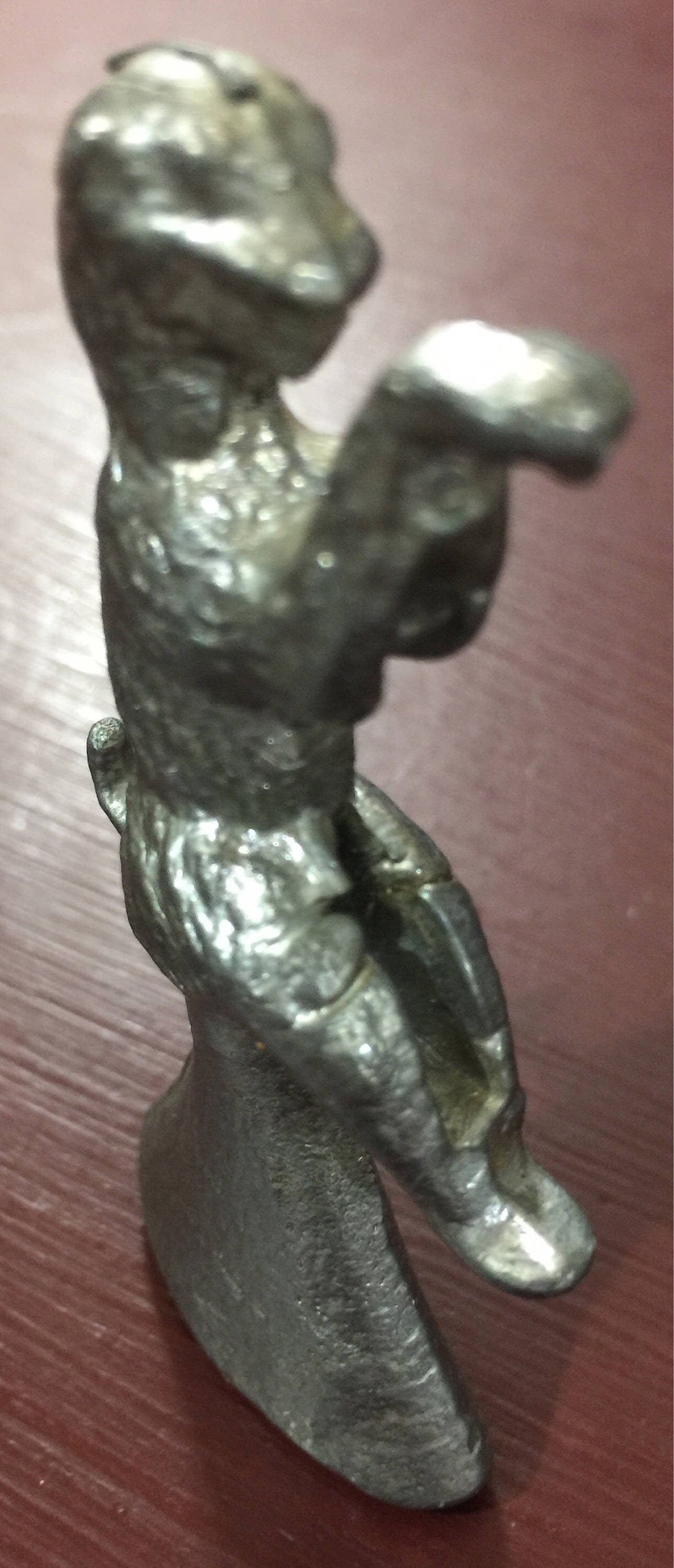 Lead Animal Figure on a pedestal, Vintage Collectible, really nice, 3&quot; tall looks like a dog sitting and begging