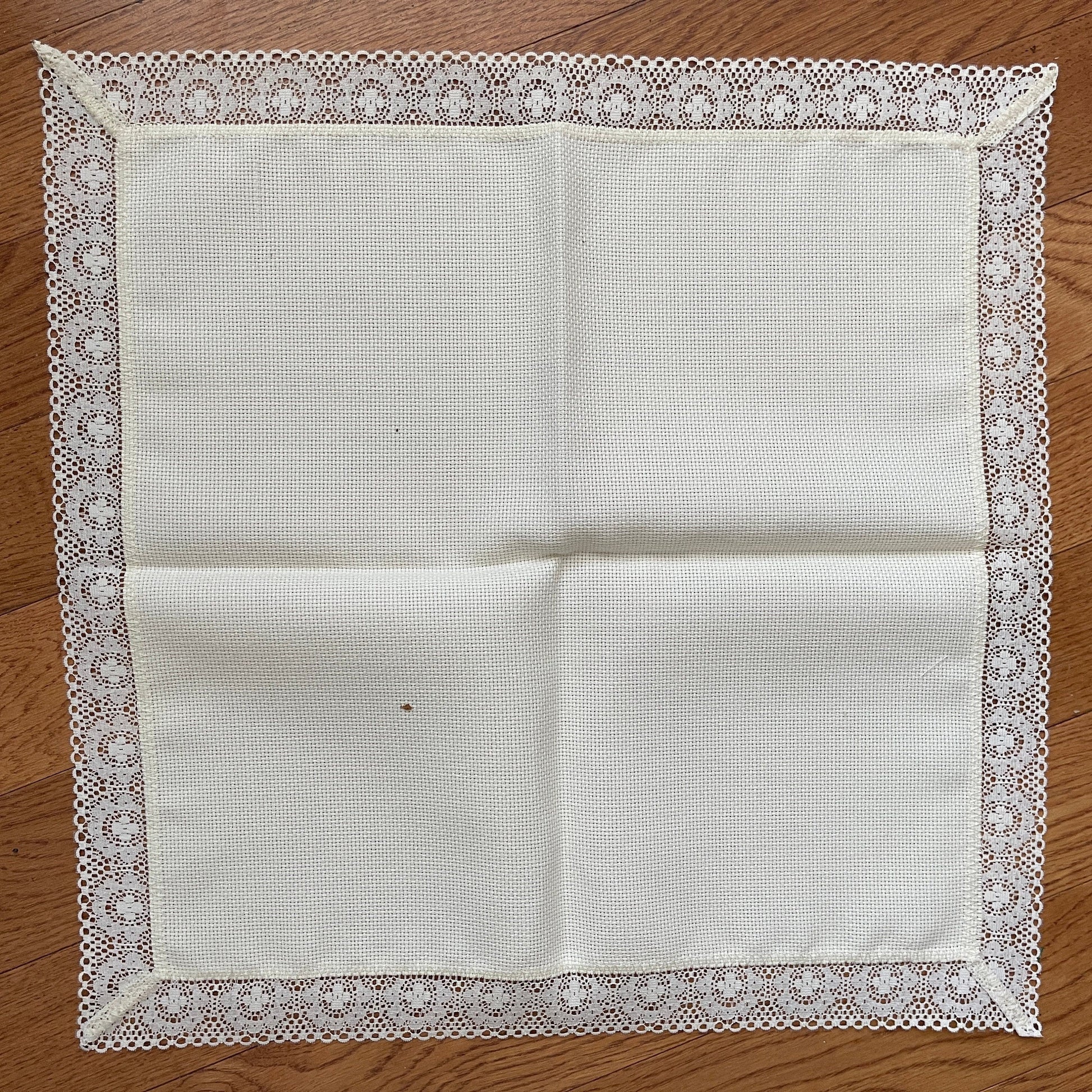 Carolina Cross Stitch Sal-Em Table Linens Ivory Choice Of... See Variations*