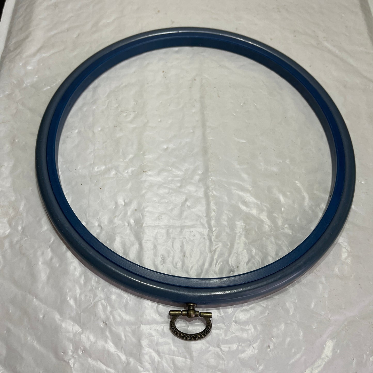 Flexi-Hoop 8 Inch Round Blue Vintage Cross Stitch Tool