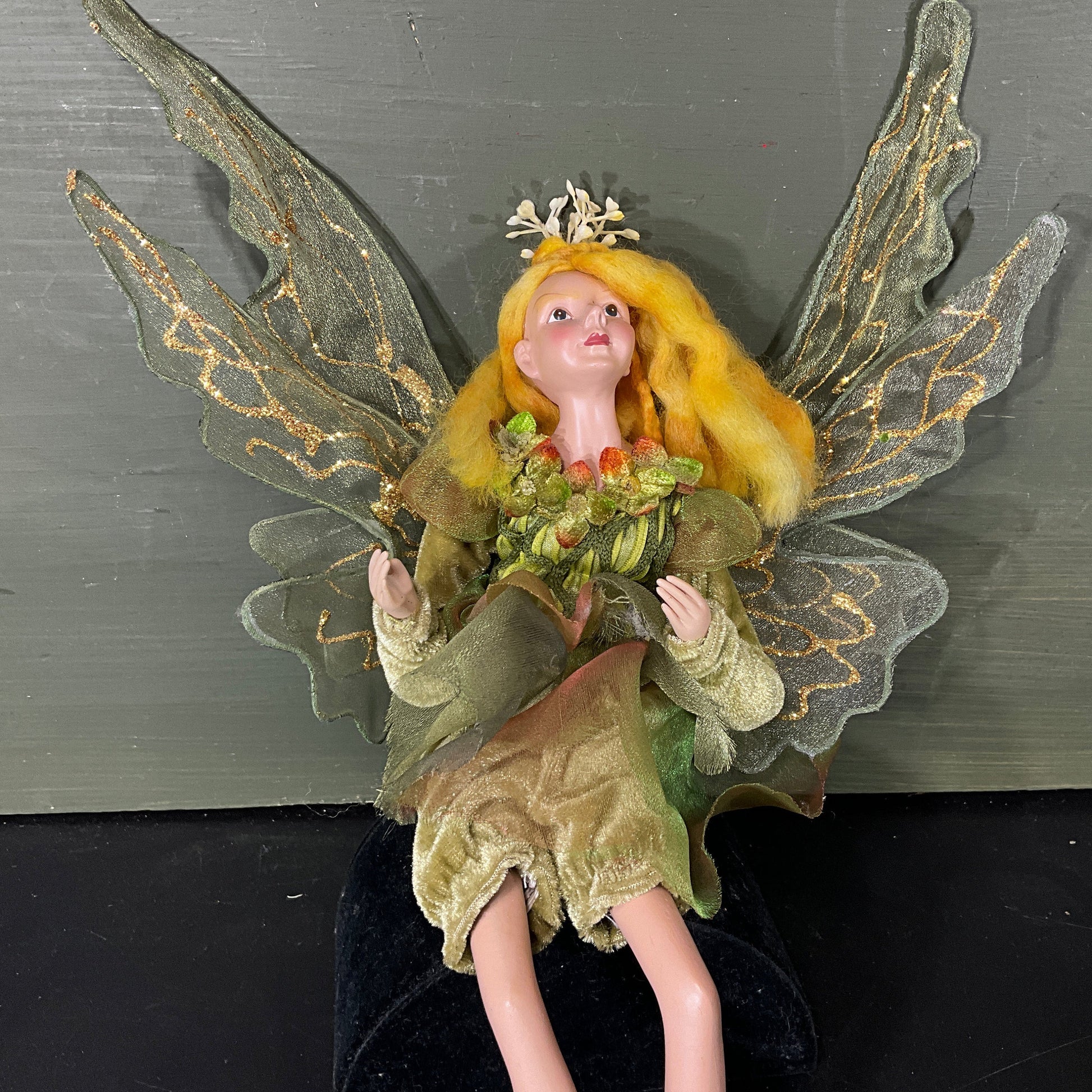 Beautiful Bookworm Fairy shelf sitter fairy vintage collectible figurine