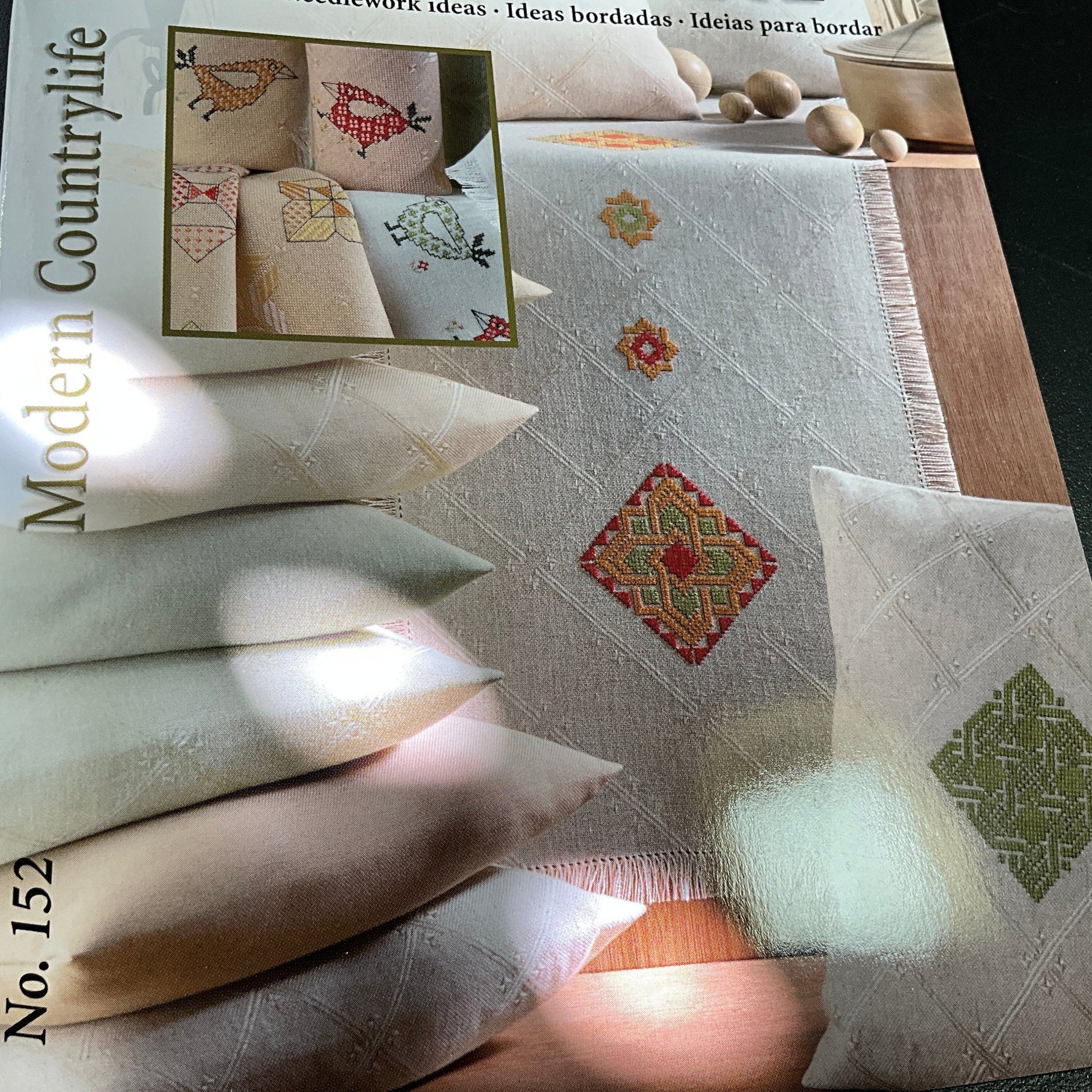 Zweigart No 152 needlecraft pattern booklet