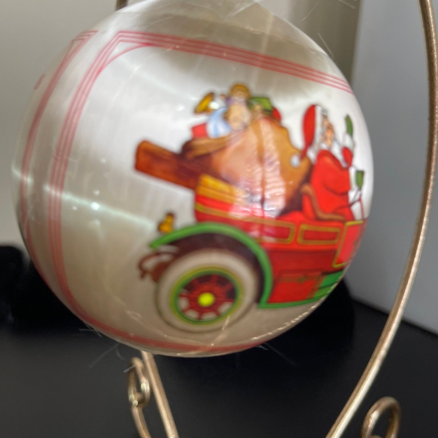 Christmas Memories Collection Santa in an antique car Dated 1983 Satin Ball Ornament