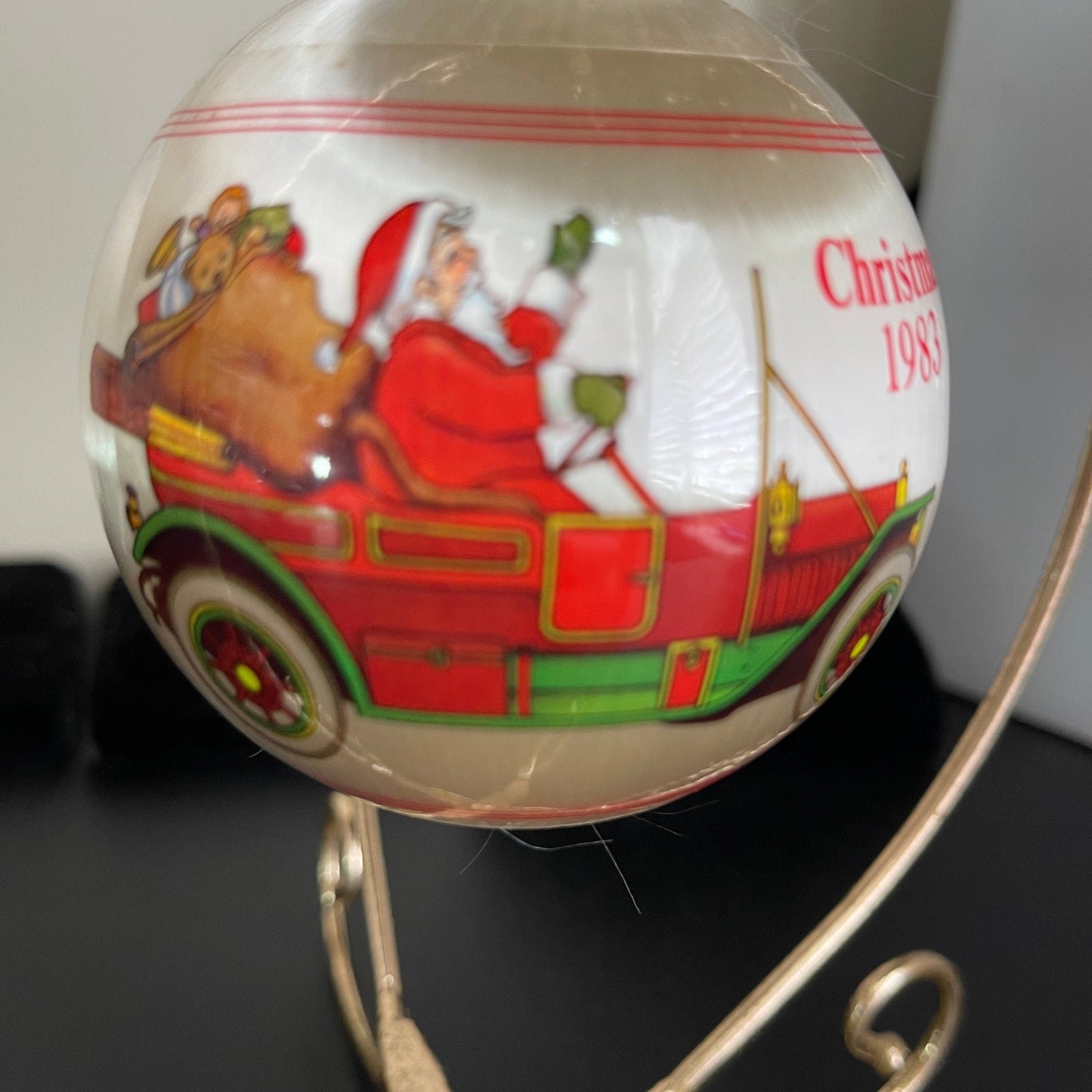 Christmas Memories Collection Santa in an antique car Dated 1983 Satin Ball Ornament