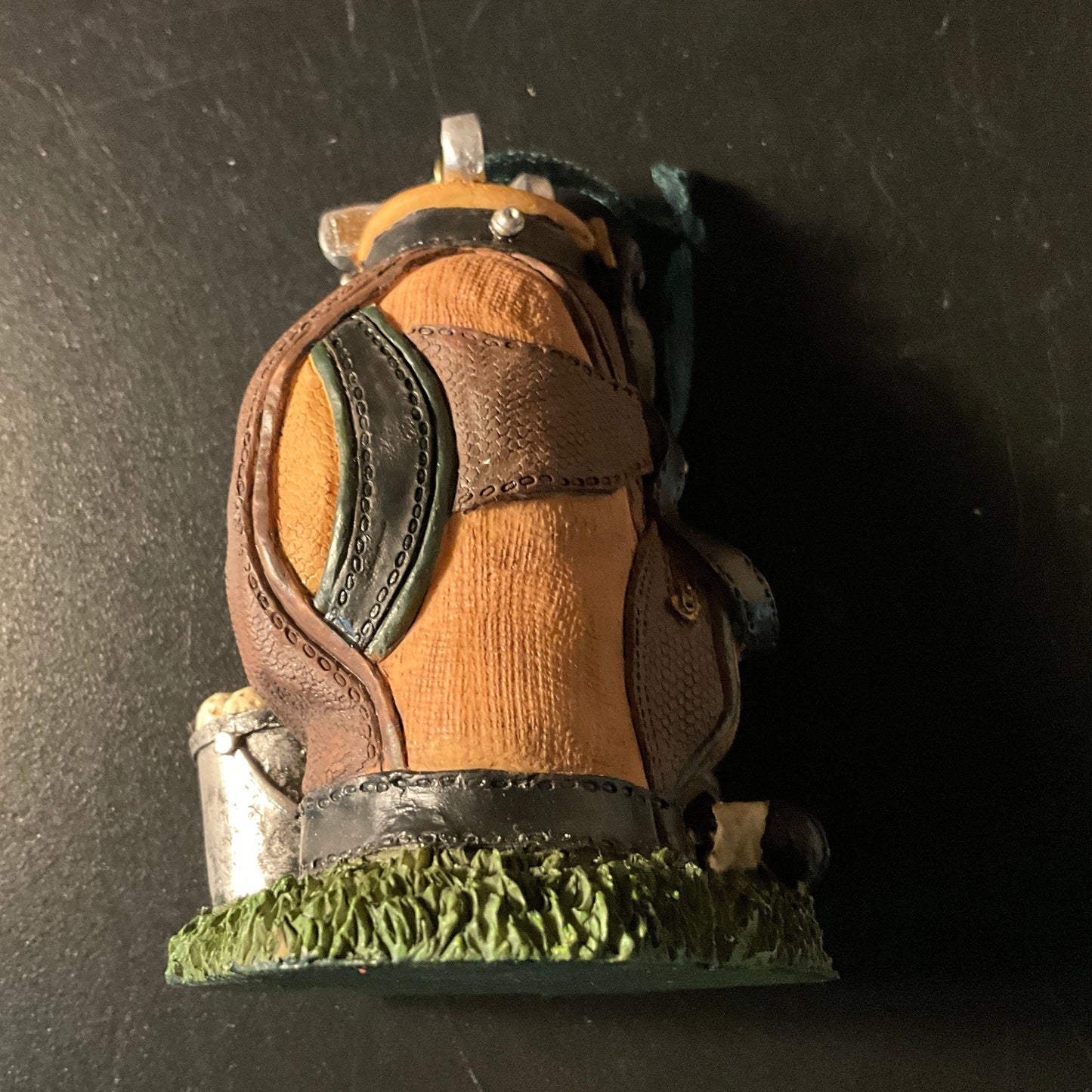 Livingstone golf bag with clubs and balls vintage collectible sports ornament