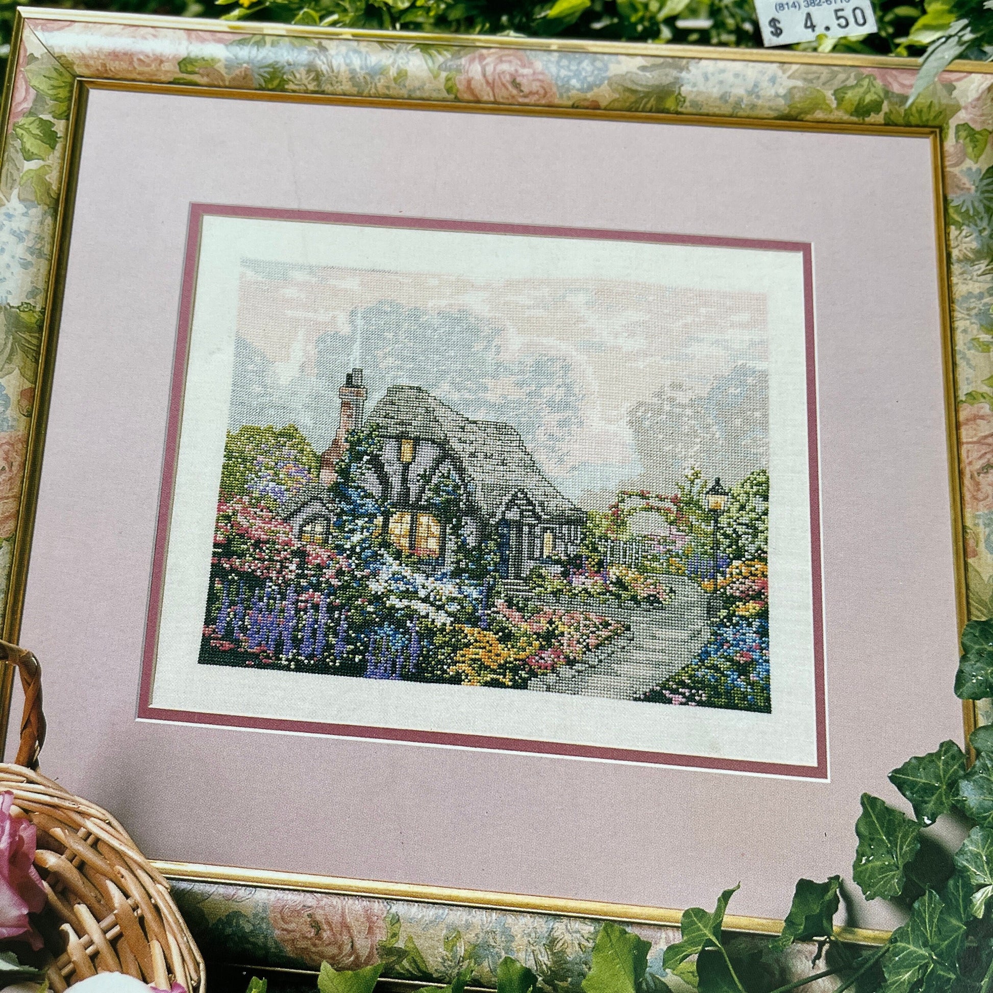 Thomas Kinkade, Chandlers Cottage, Leisure Arts, Book 1, Vintage 1998, Counted Cross Stitch Chart