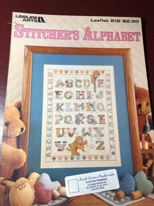 Stitcher&#39;s Alphabet, Leisure Arts, Leaflet 812, Vintage 1989, Counted Cross Stitch Pattern