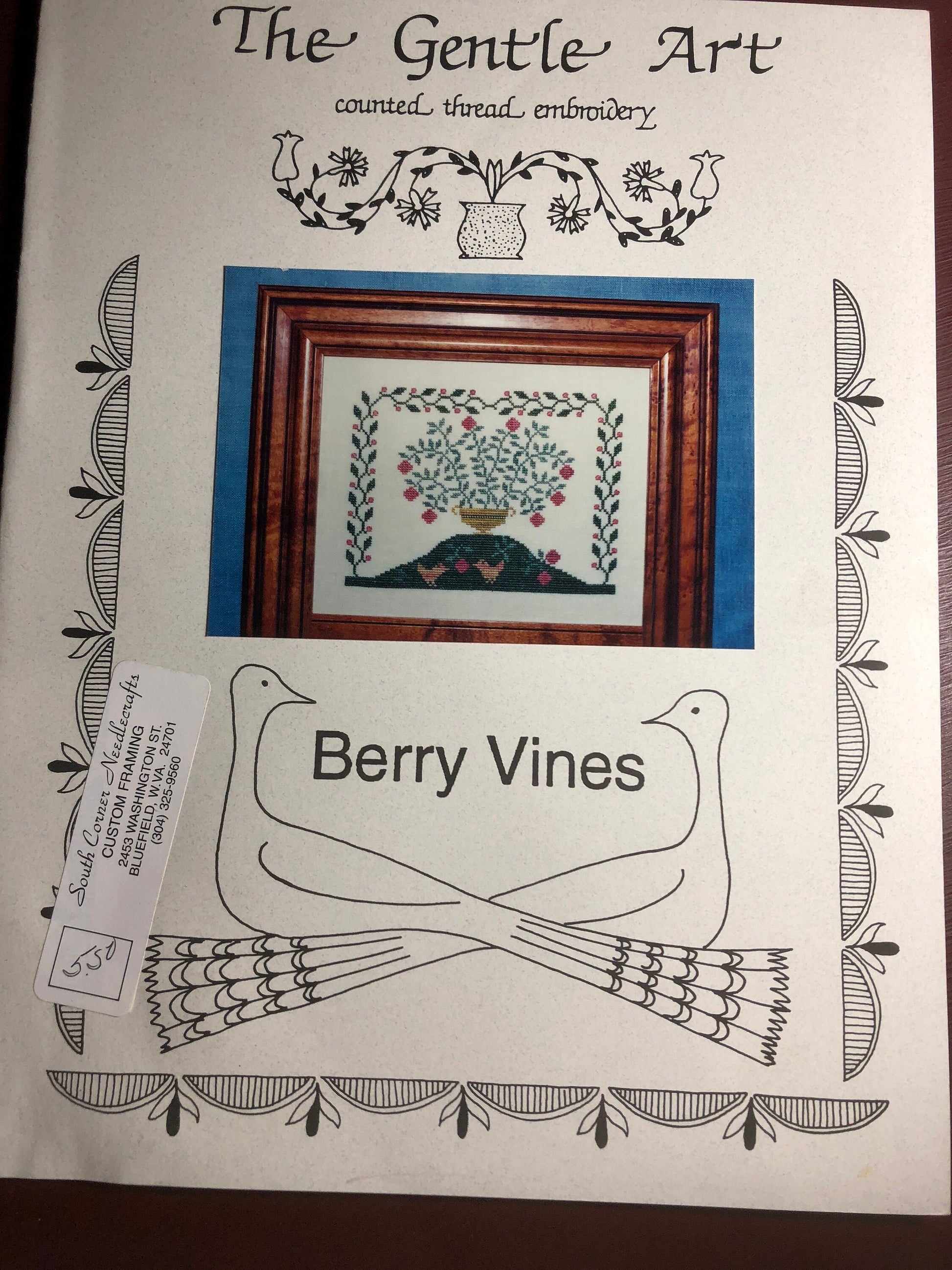 The Gentle Art, Berry Vines, Vintage 1994, Counted, Cross Stitch Pattern, Stitch Count 110 by 83