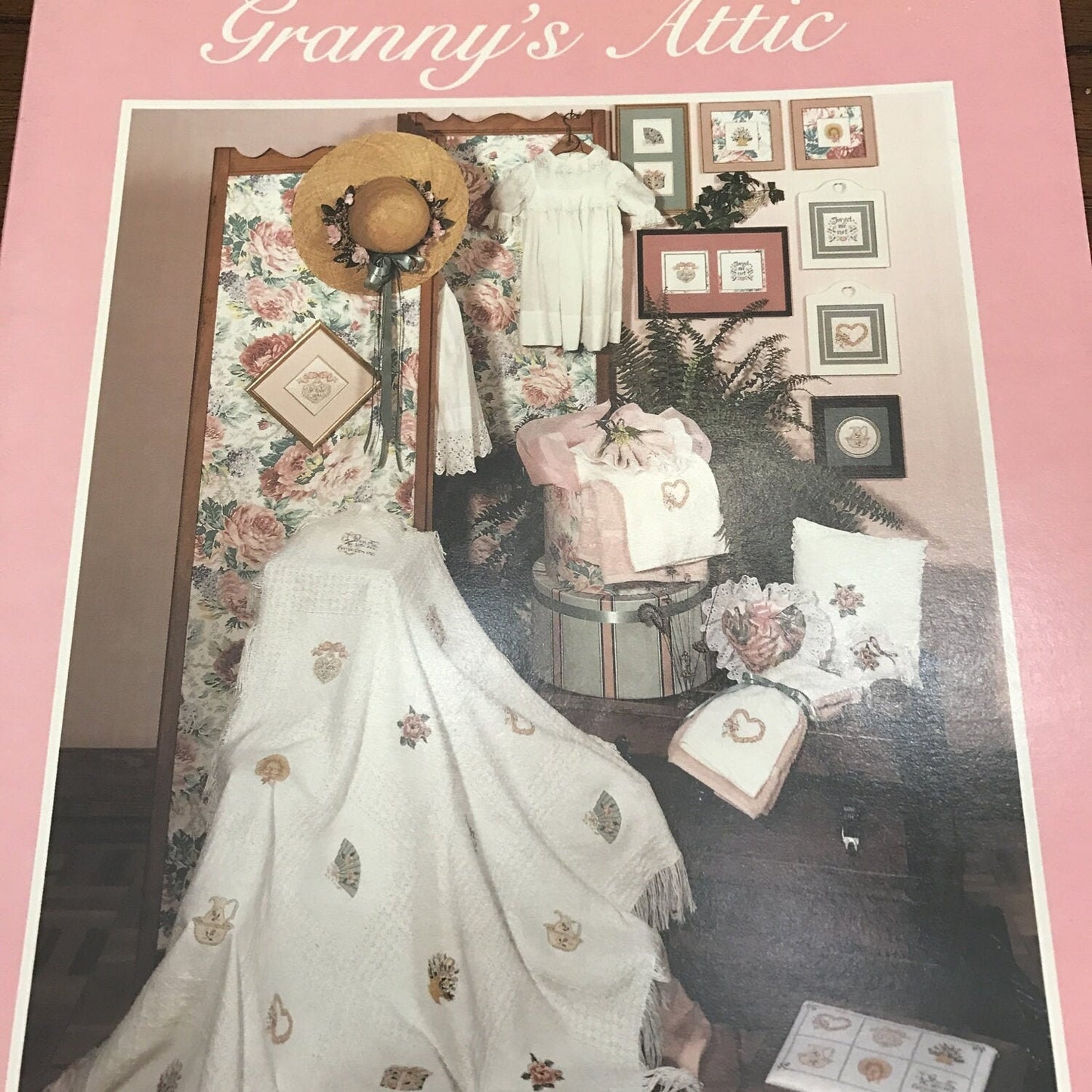 Sue Hillis, Granny&#39;s Attic, A Cross Stitch Collection cross stitch designs