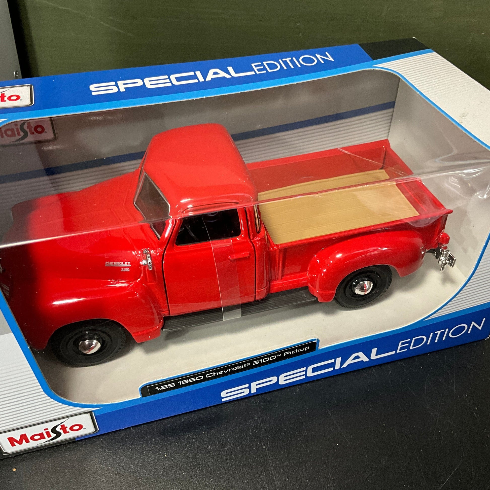 Tremendous toy trucks choice die-cast metal collectibles see pictures and variations*