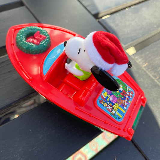 Snoopy In A Speed Boat Whitmans Sampler Candy Box Christmas Collectible Gift Box