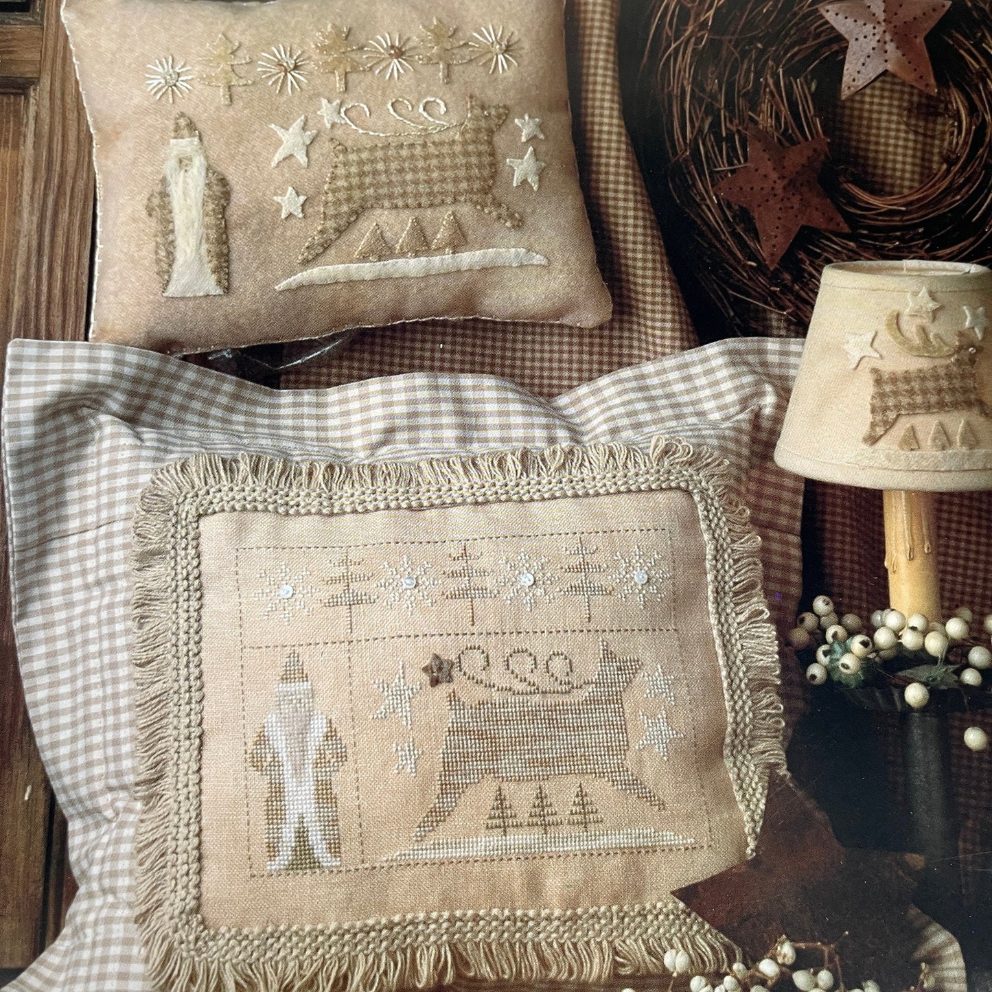 Homespun Elegance Set of 2 Cross Stitch Applique&#39; Collection Shabby Chic Christmas and Hearts Come Home Vintage 2005 Charts