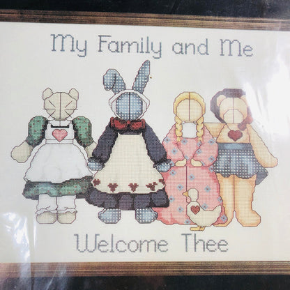 Janlynn, Alma Lynn, My Family and Me, #40-68, Vintage 1987, Counted Cross Stitch Kit, 16 by 14 Inches*