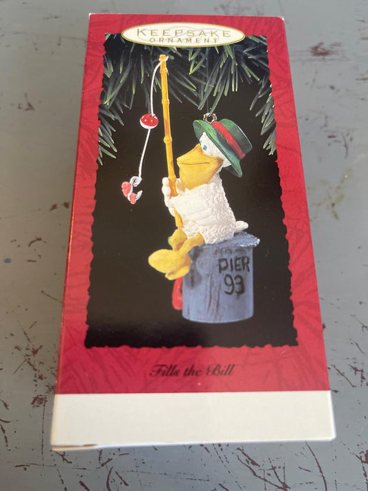 Hallmark Fills the Bill Keepsake Ornament QX557-2