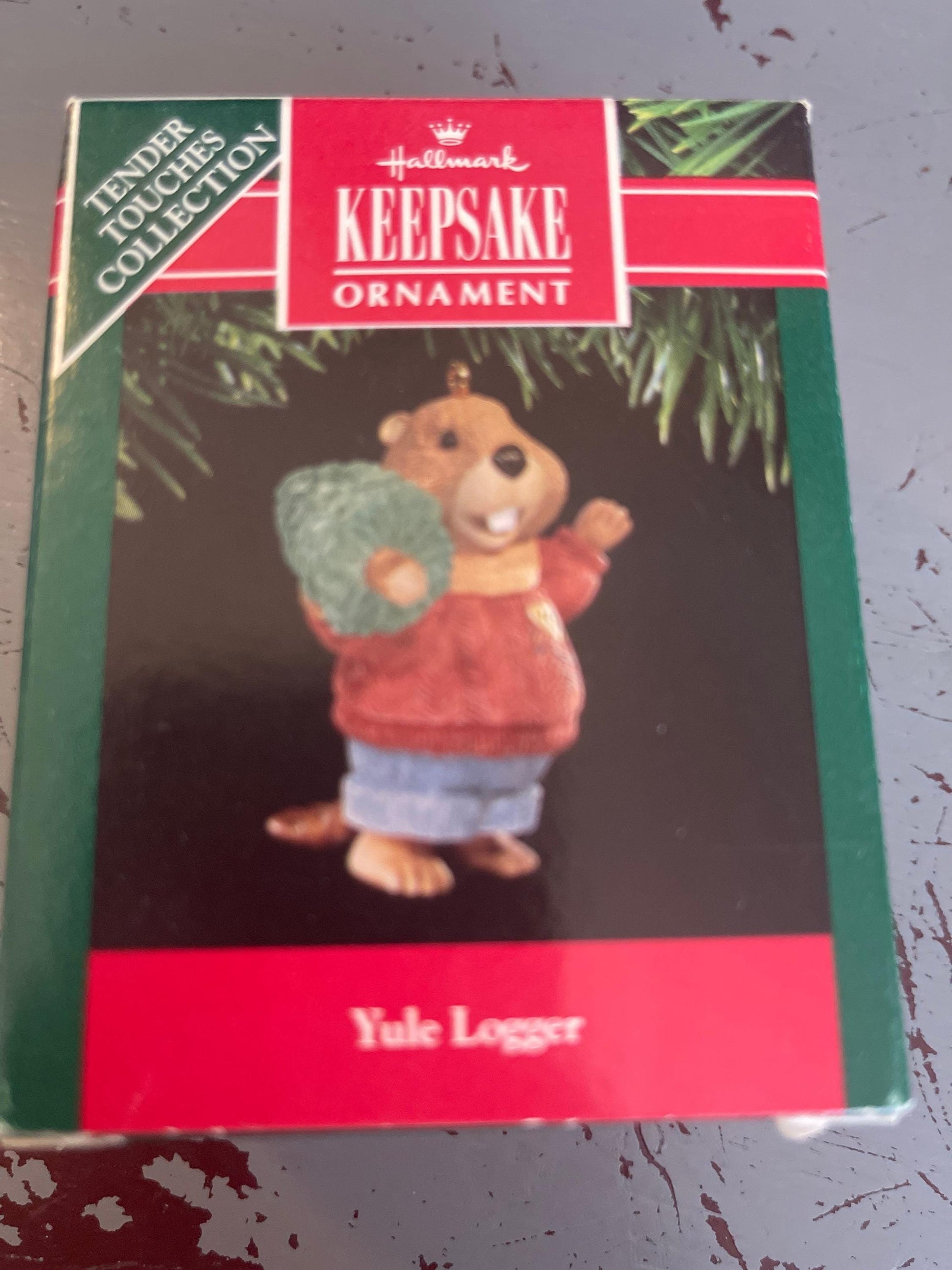 Hallmark Yule Logger Keepsake Ornament QX496-7