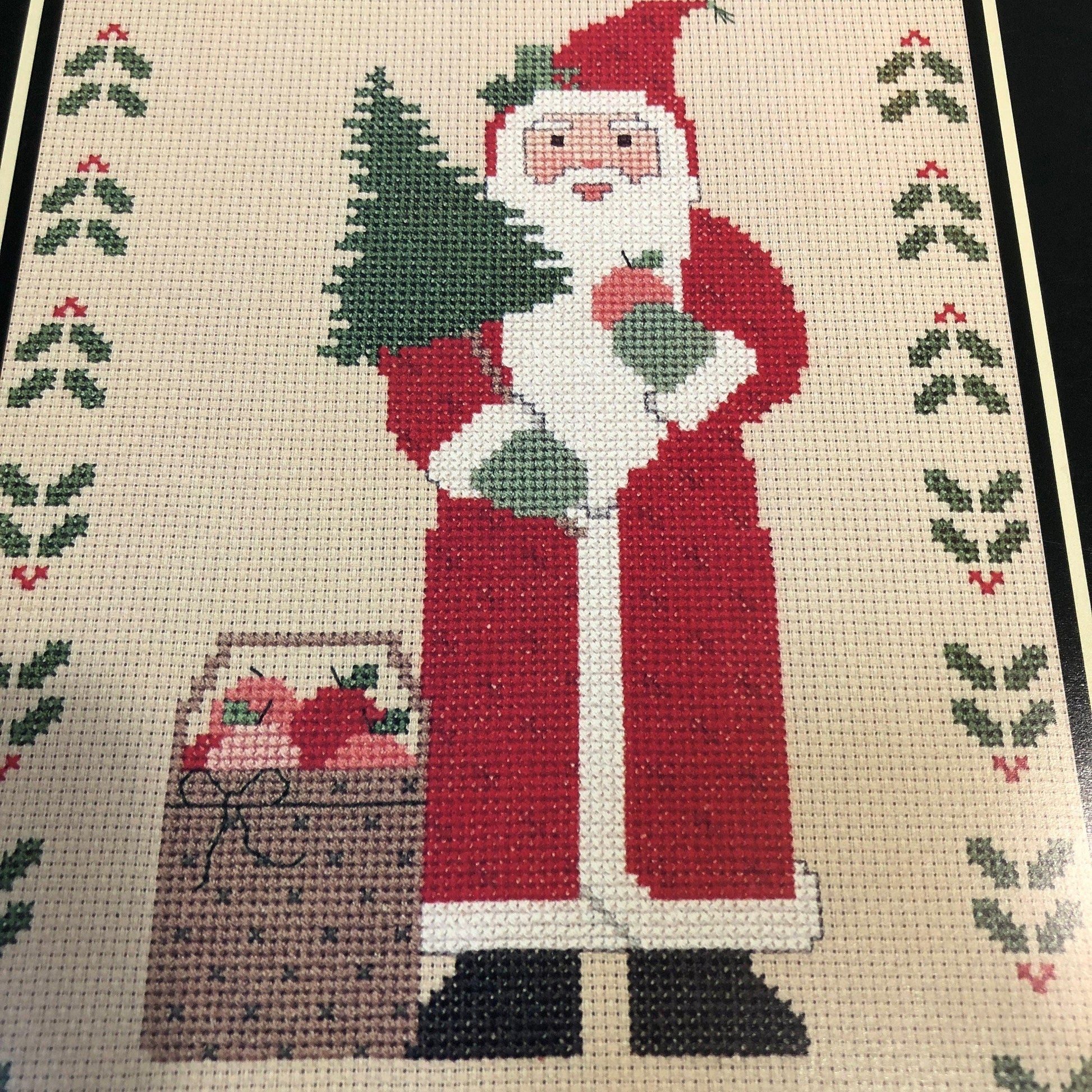 Gloria & Pat, Old Fashioned Santas, Book 53, Vintage 1987, Counted Cross Stitch Chart