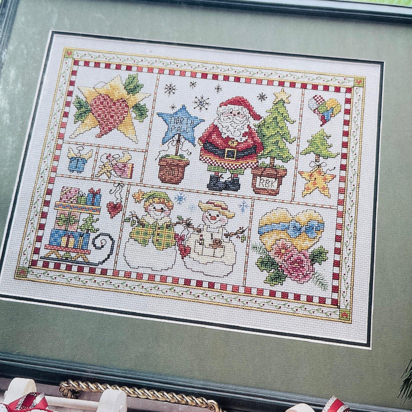 the Needlecraft Shop, 101 Cross Stitch Christmas Creations, Hardcover Book