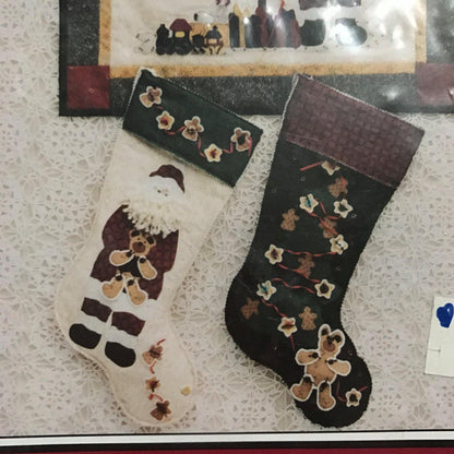 Santa is on the Way Wall Quilt and Stocking pattern - thelittleblackbarn