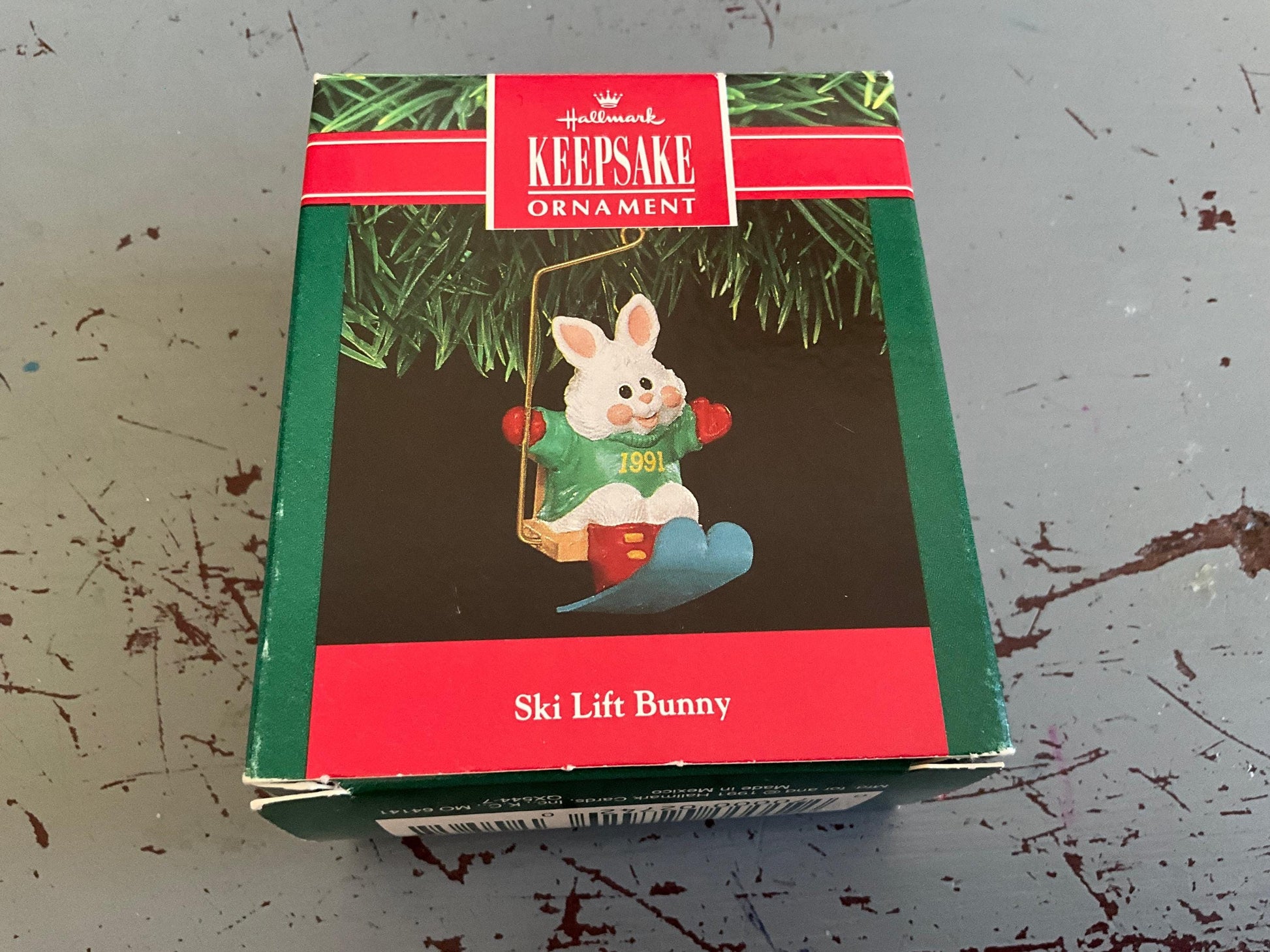 Hallmark Ski Lift Bunny 1991.Keepsake Ornament