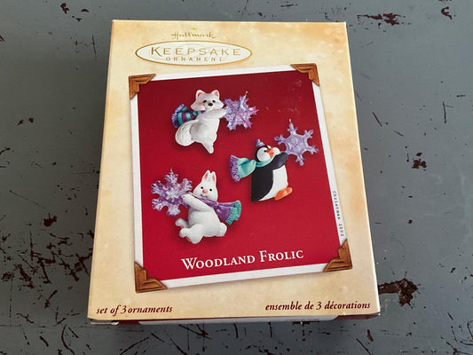 Hallmark Woodland Frolic 2002 Keepsake Ornament QX8543