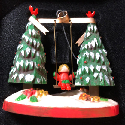 Hallmark, Outdoor Fun, Tree Trimmer Collection Ornament, Vintage 1979, QX1507