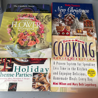 Entertaining,  cooking, and decorating book bargain choice see pictures and variations*