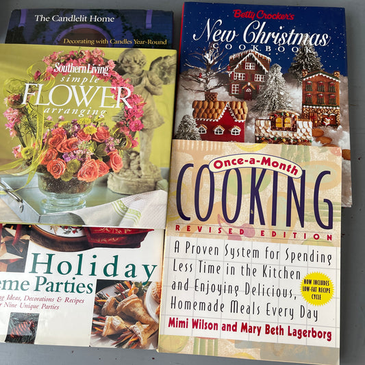 Entertaining,  cooking, and decorating book bargain choice see pictures and variations*