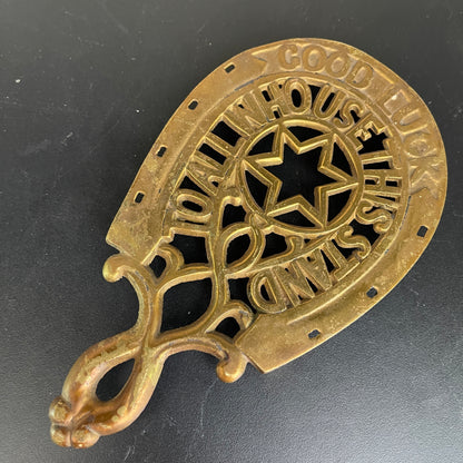 Beautiful brass horseshoe trivet with "GOOD LUCK TO ALL WHO USE THIS STAND" vintage kitchen collectible