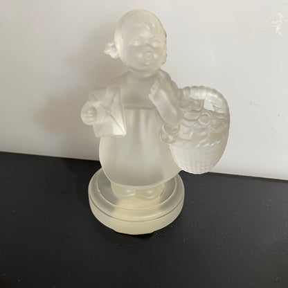 Goebel Crystal Hummel Meditation Girl with Basket vintage collectible figurine