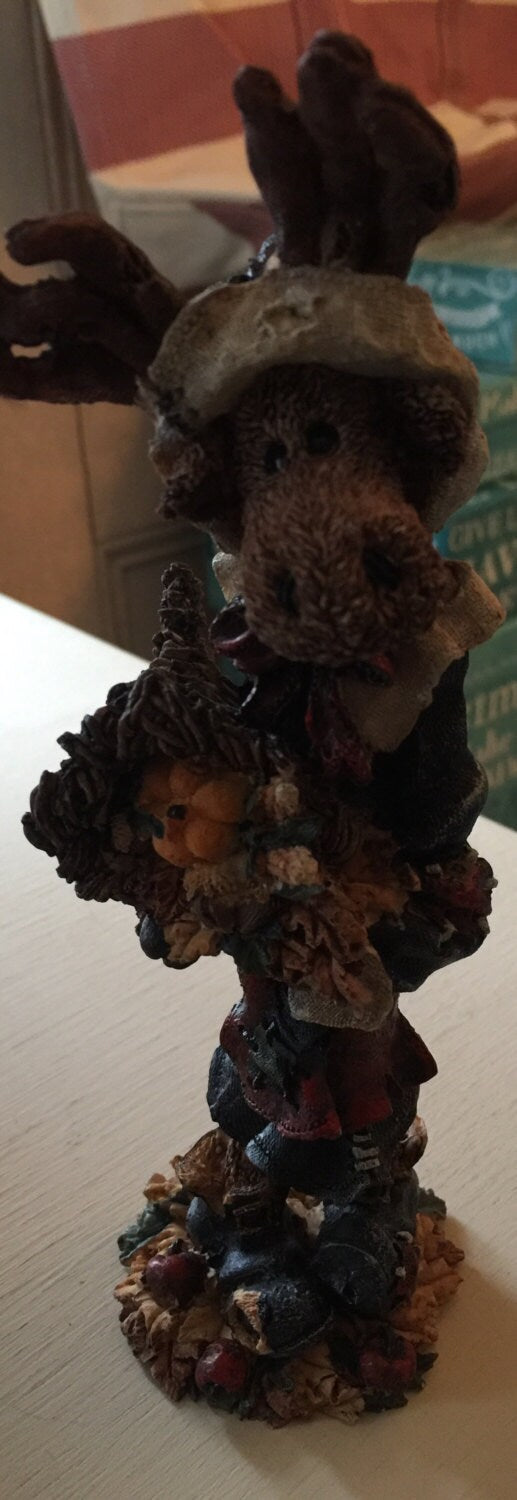 Boyds Bears & Friends The Folkstone Collection Prudence Mooselmaid The Pilgram