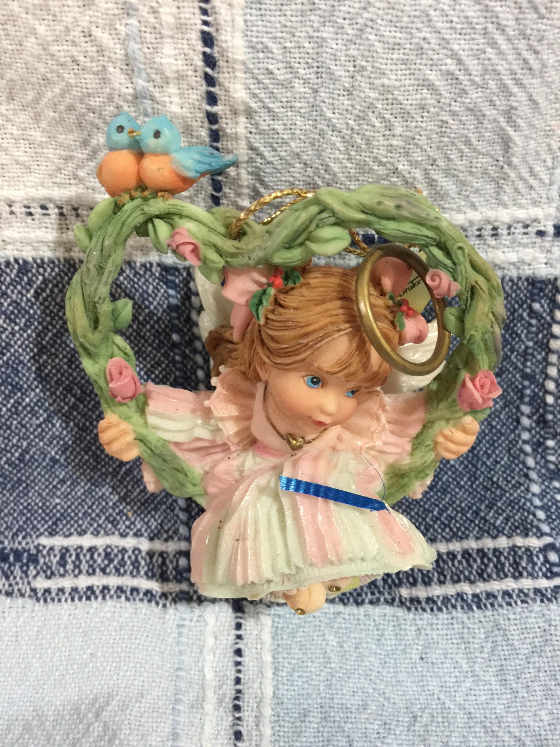 G.G. Santiago Heirloom, Ashton Drake "Wishing you a heart full of love, vintage 1996 ornament*