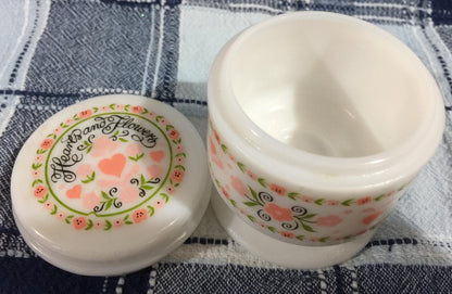 Avon, Rare hearts and flowers Vintage milk glass, Vanity Jar