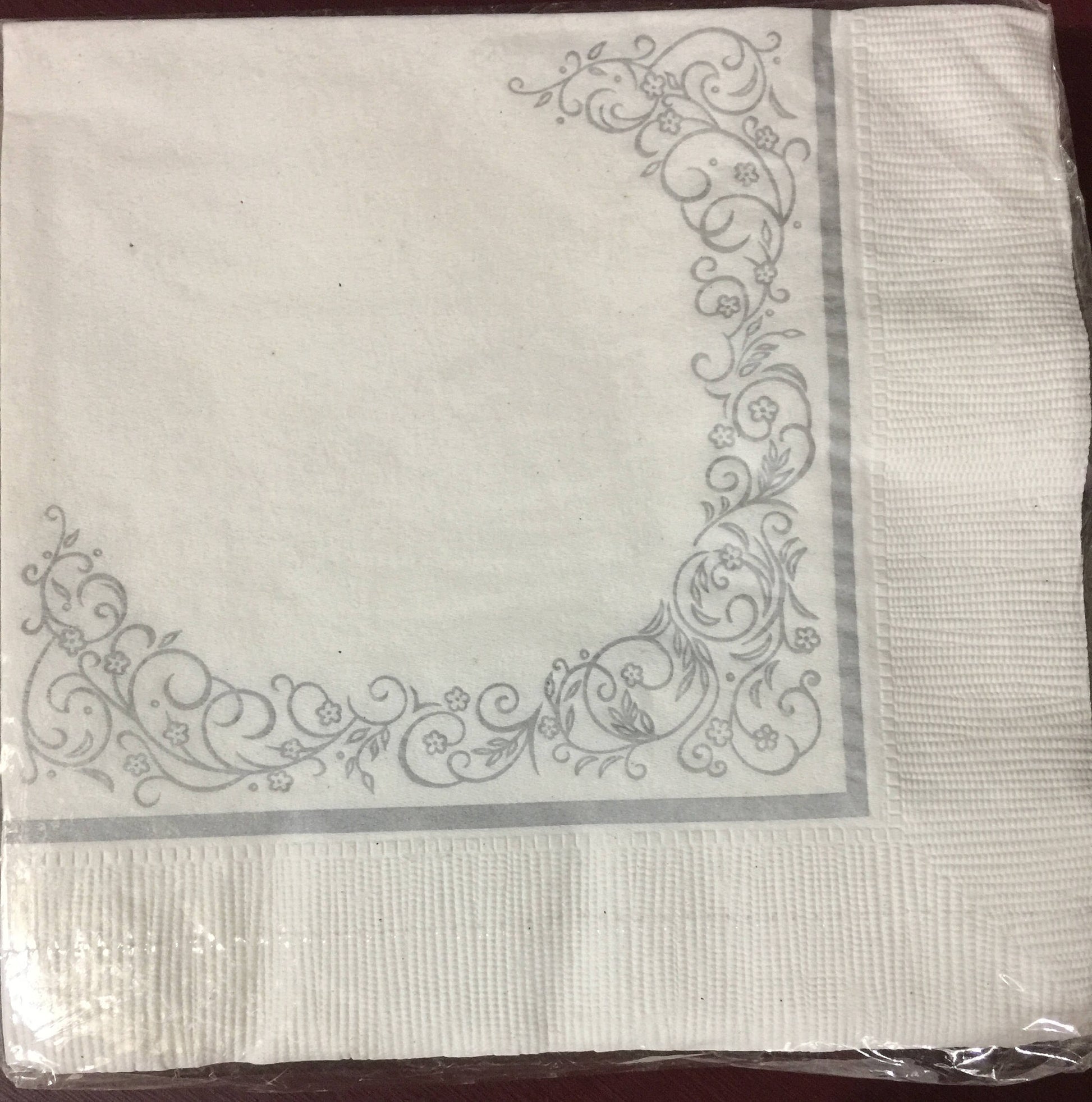 Vintage Collectible Silver Flair Luncheon facial soft paper napkins, 16 3-ply napkins